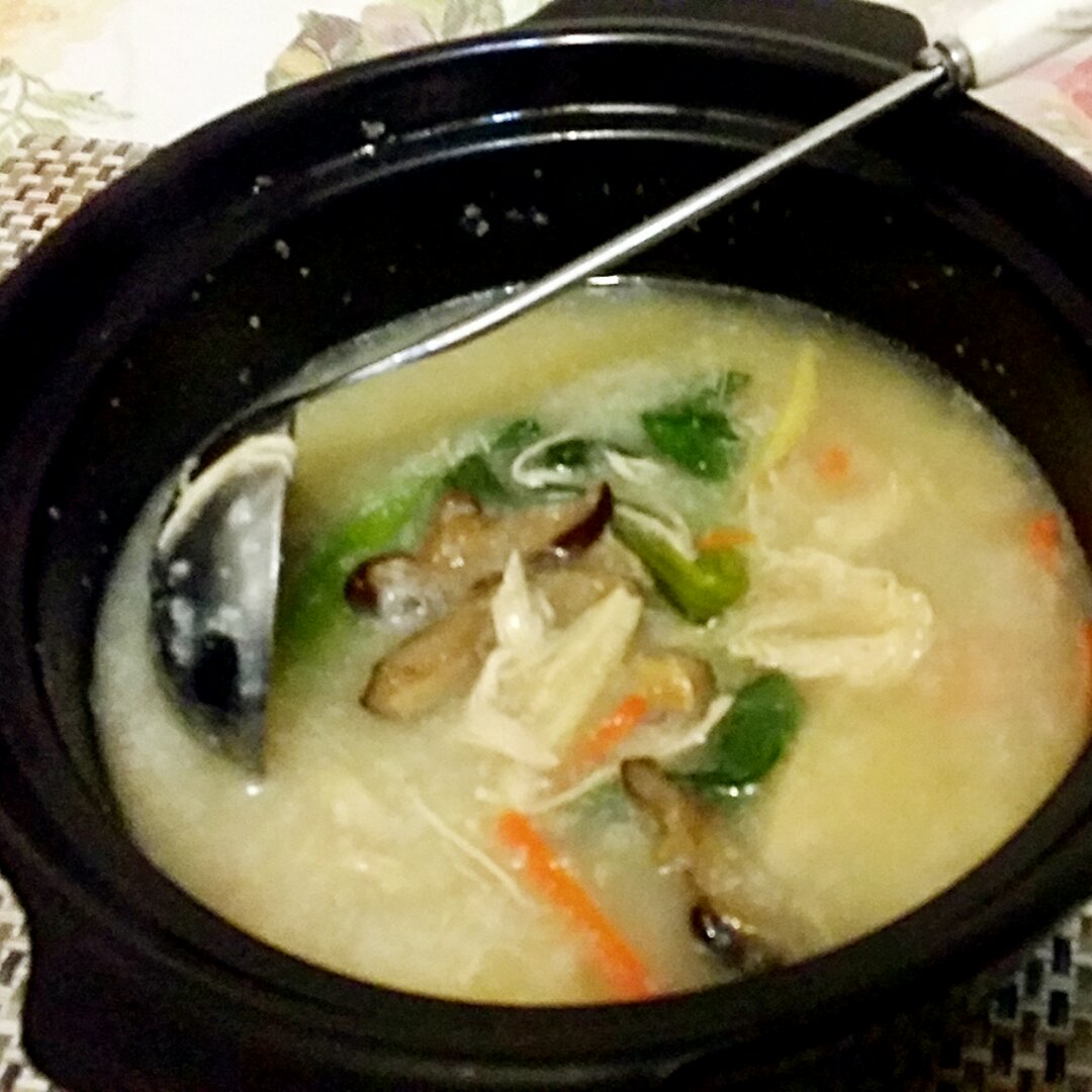 香菇鸡丝粥