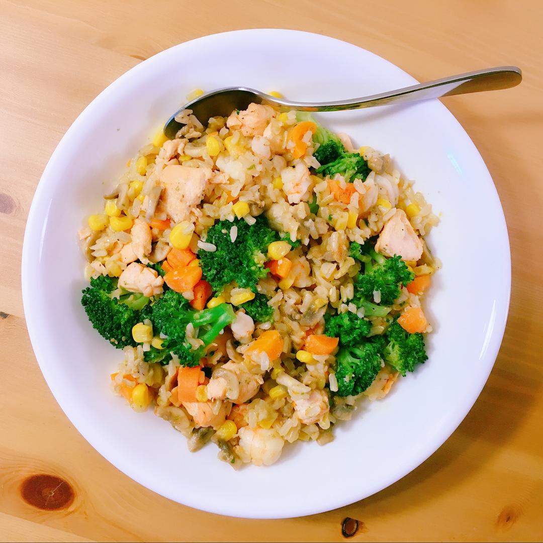 【健康三餐】三文鱼时蔬菜花米炒饭