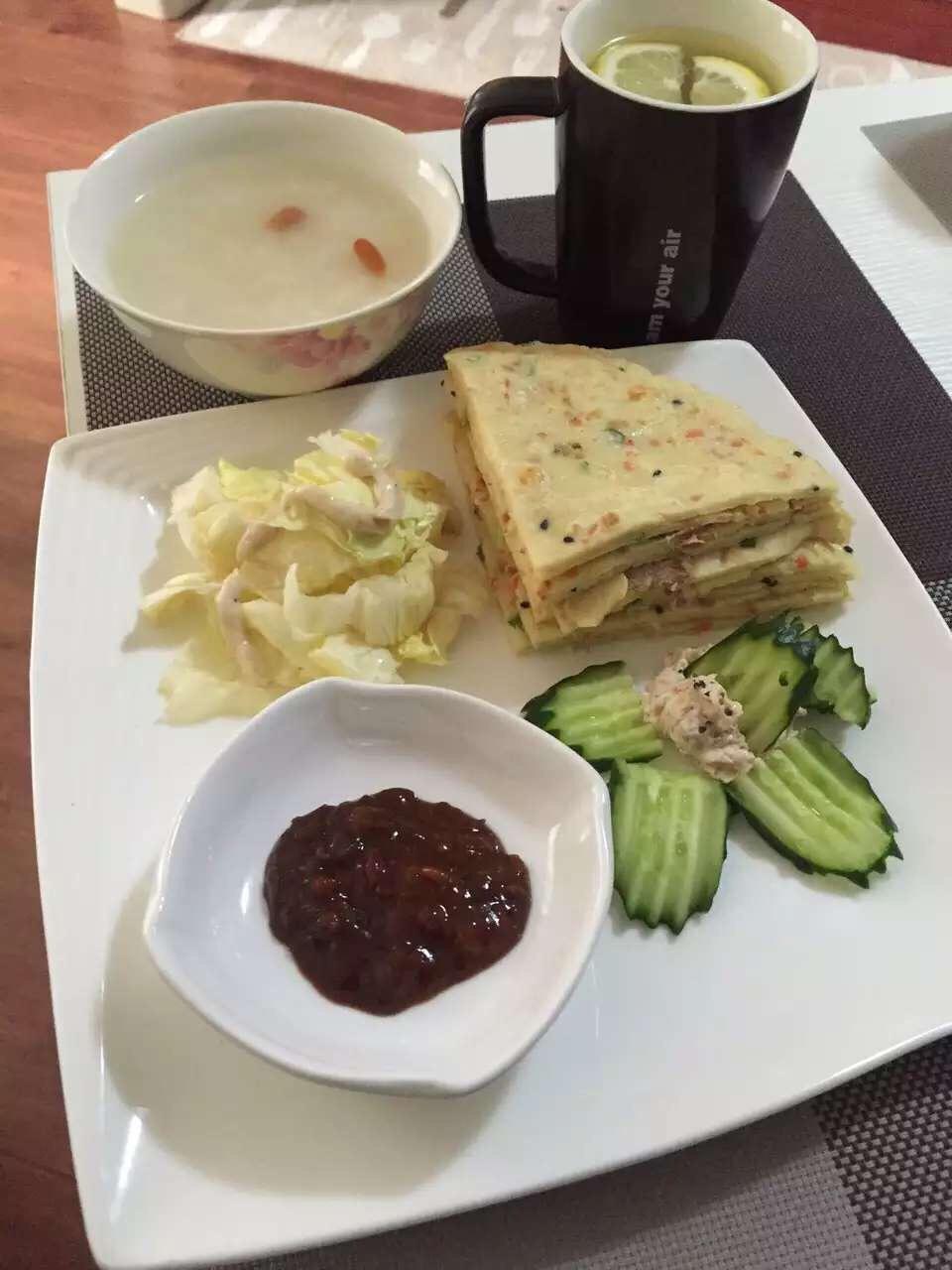 金枪鱼鸡蛋饼的做法