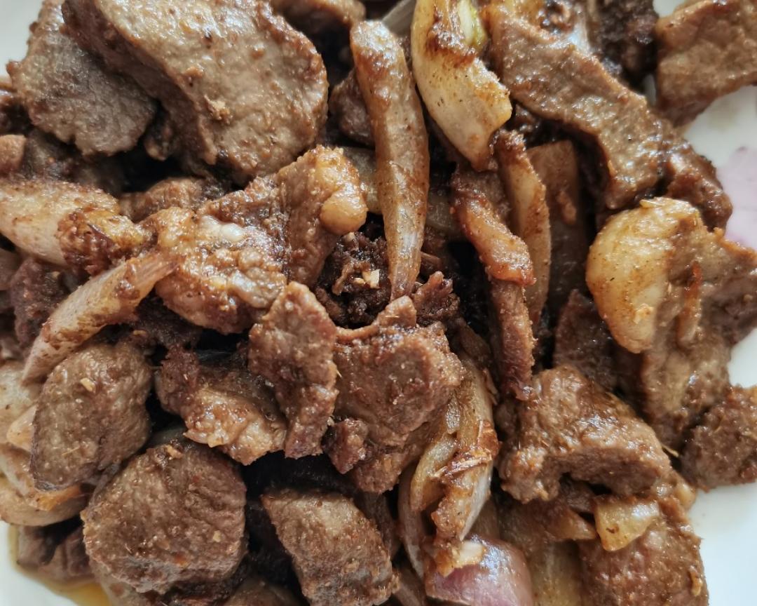 一次能吃一大盘的孜然羊肉