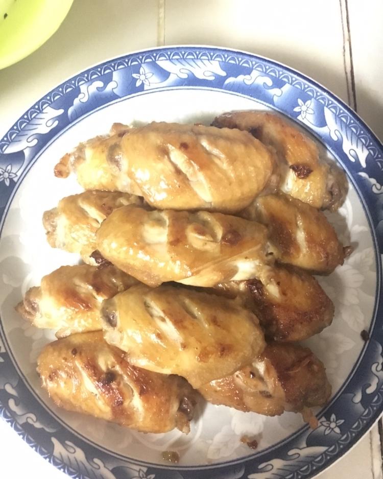 蒜香鸡翅，别再煮可乐鸡翅啦