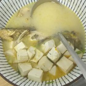 黄骨鱼豆腐汤