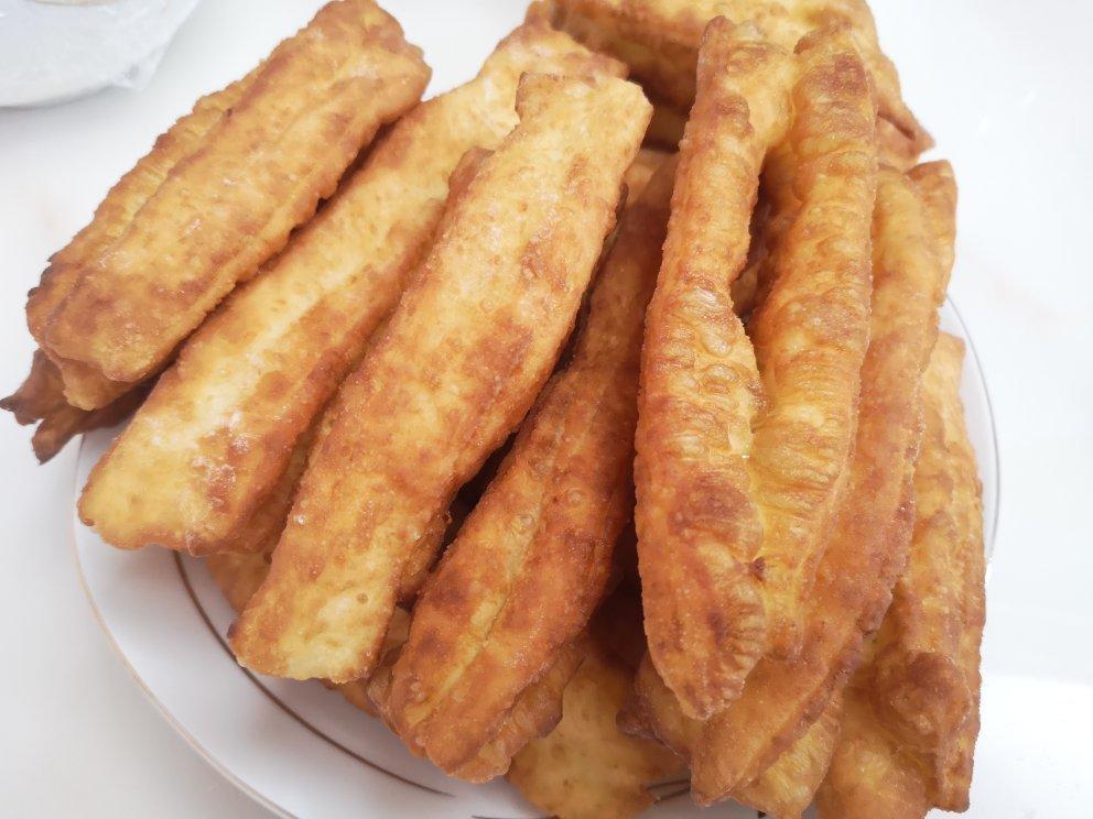 快手早餐～自制油条（酵母版，不含泡打粉、膨松剂）