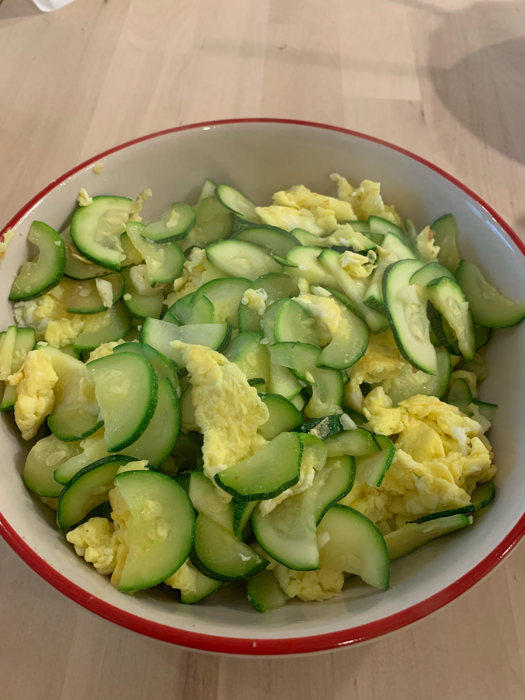 清香的西葫芦炒鸡蛋