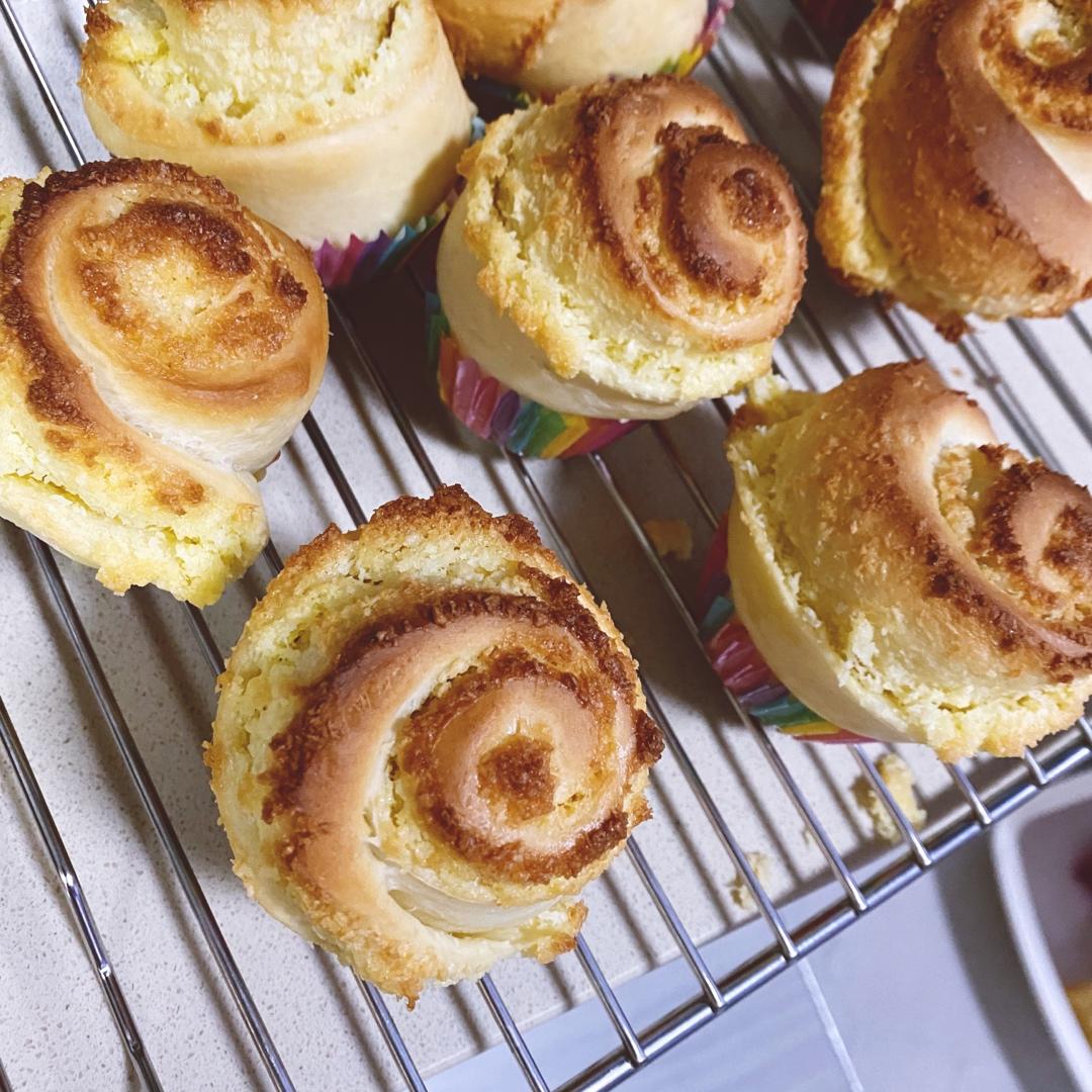 千层椰蓉小面包