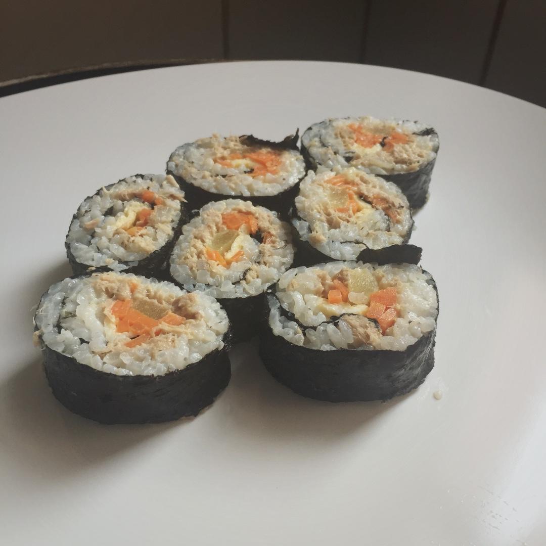 3种家常紫菜包饭（牛肉，金枪鱼，蛋卷）