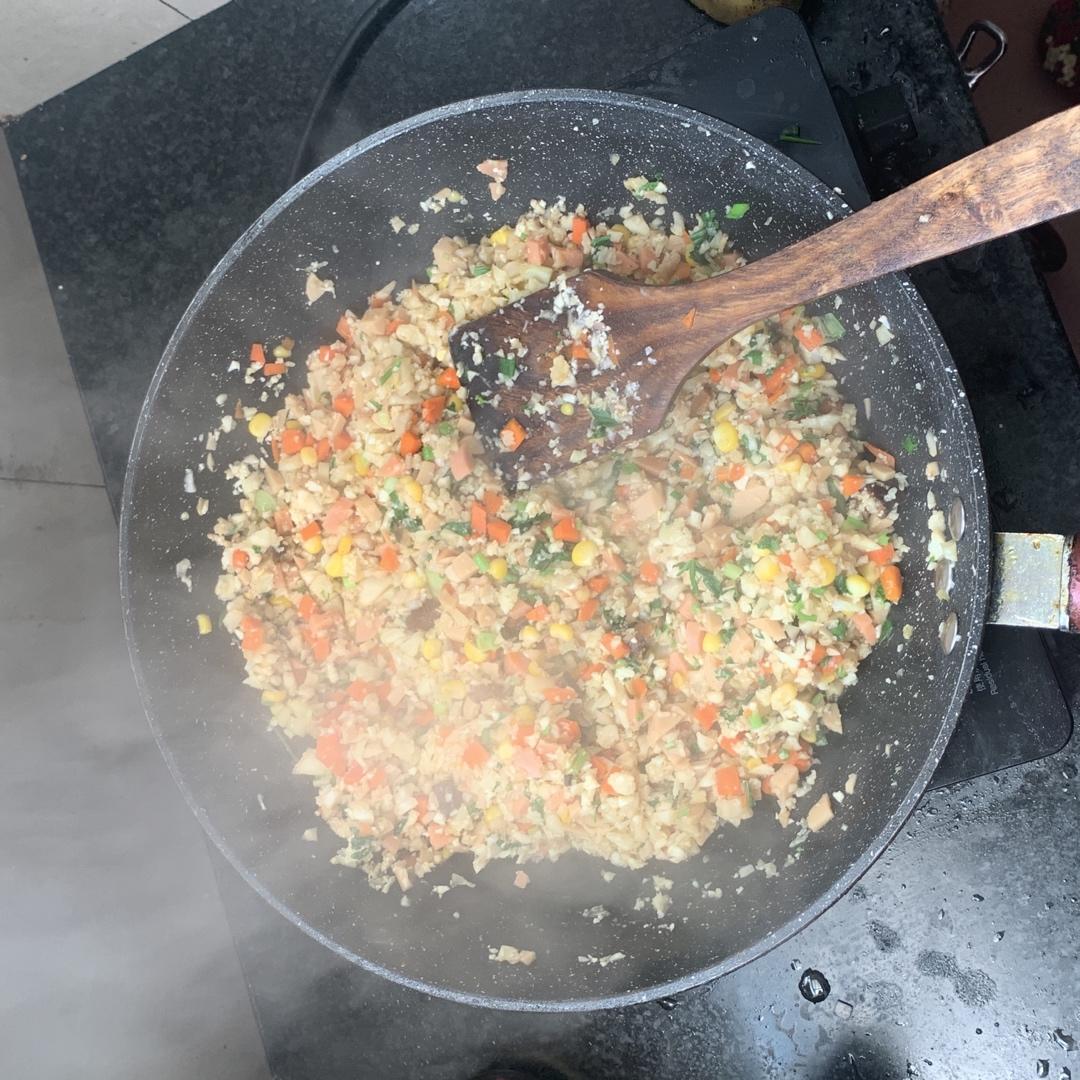 减脂餐♥低脂欧阳娜娜无米花菜炒饭