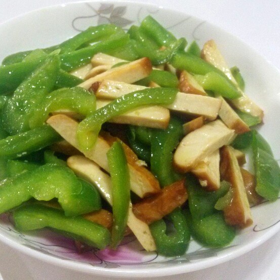 青椒香干