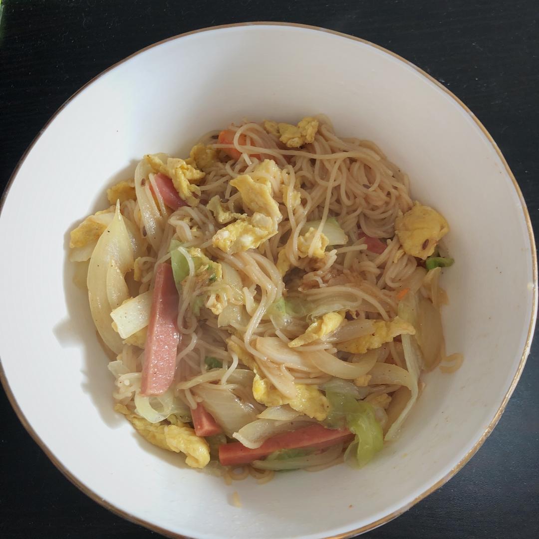 广东排挡风味炒米粉