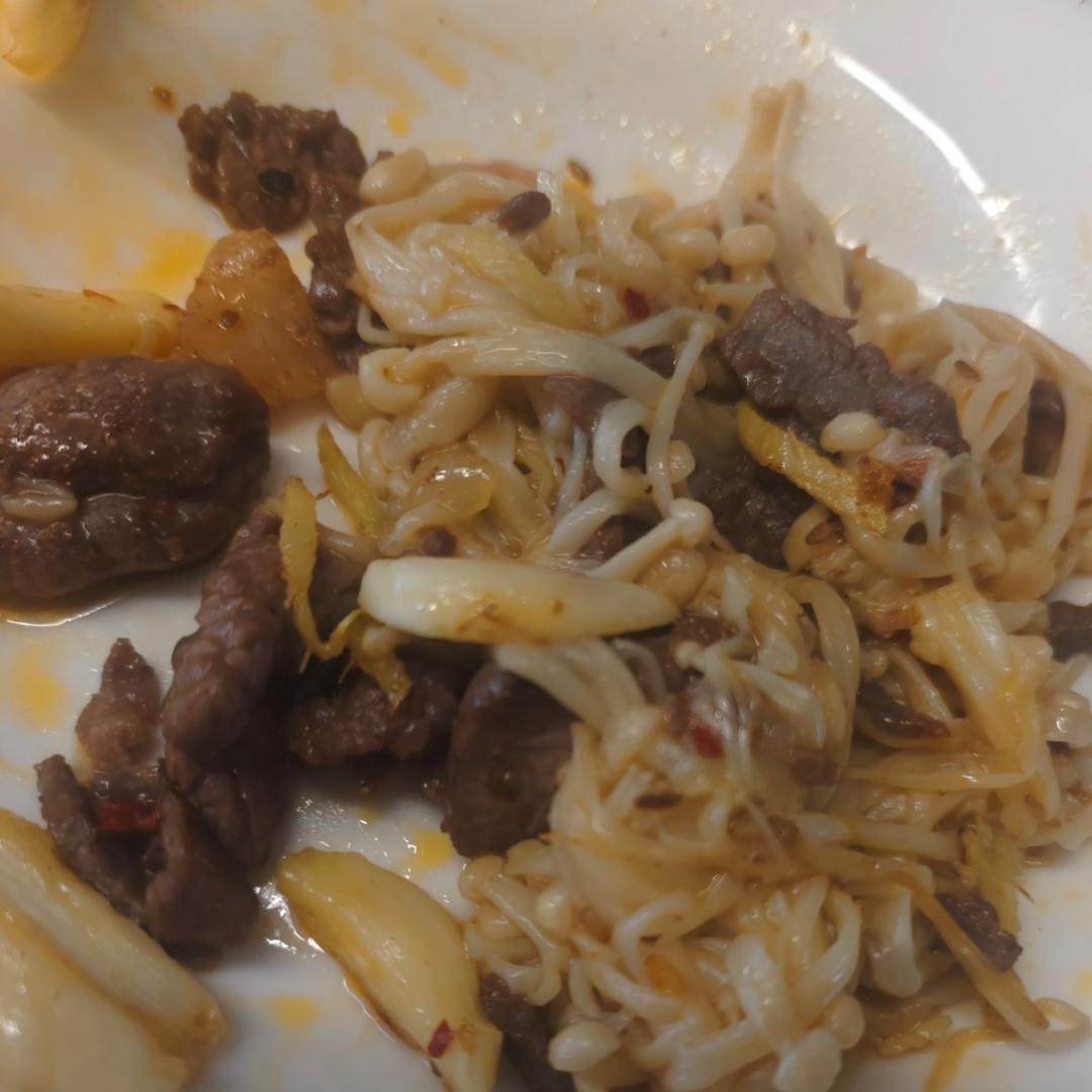 金针菇炒牛肉