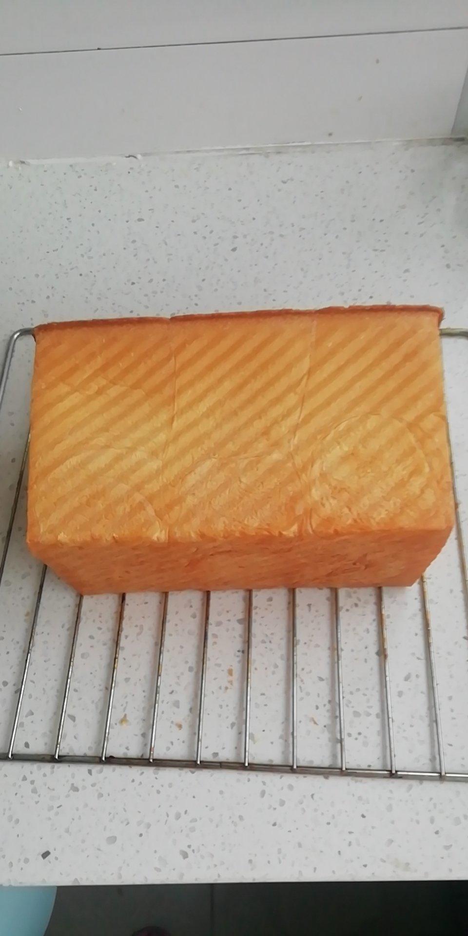 70%中种椰蓉吐司【附椰蓉馅制作方法】