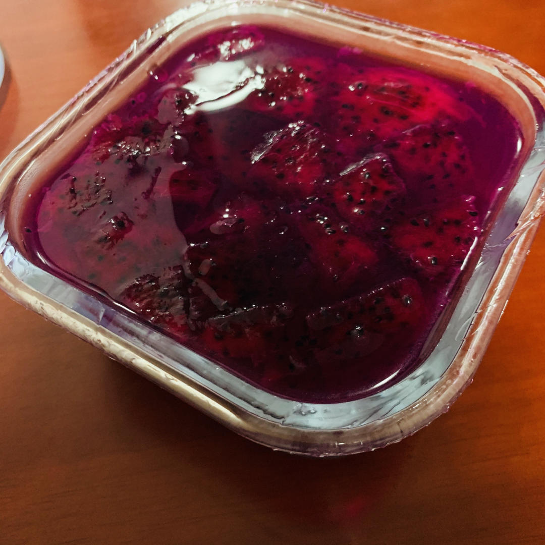 火龙果果冻布丁（吉利丁片）