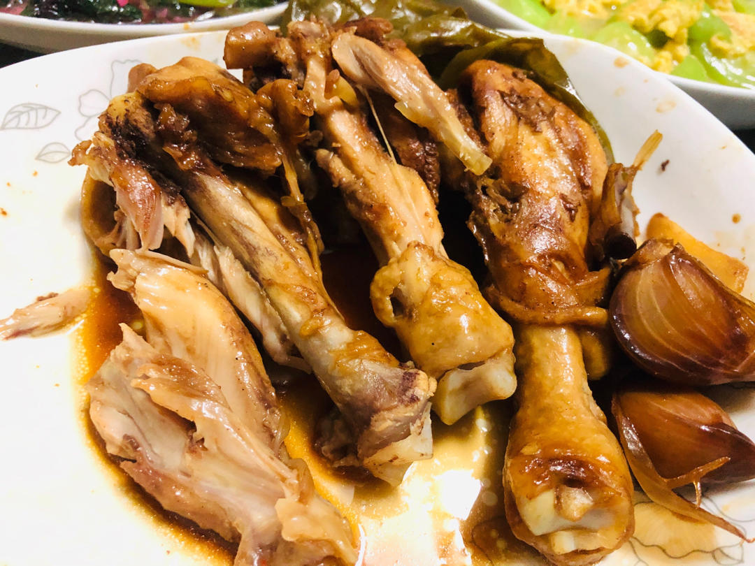 电饭锅焖鸡腿（懒人快手菜）