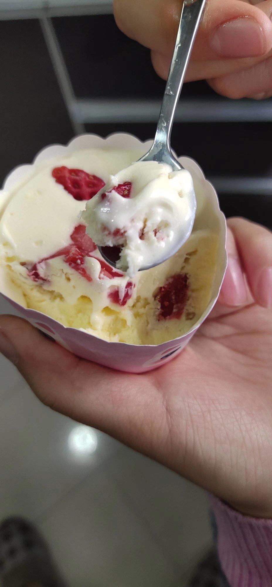 自制冰淇淋（懒人版无需搅拌的冰淇淋）