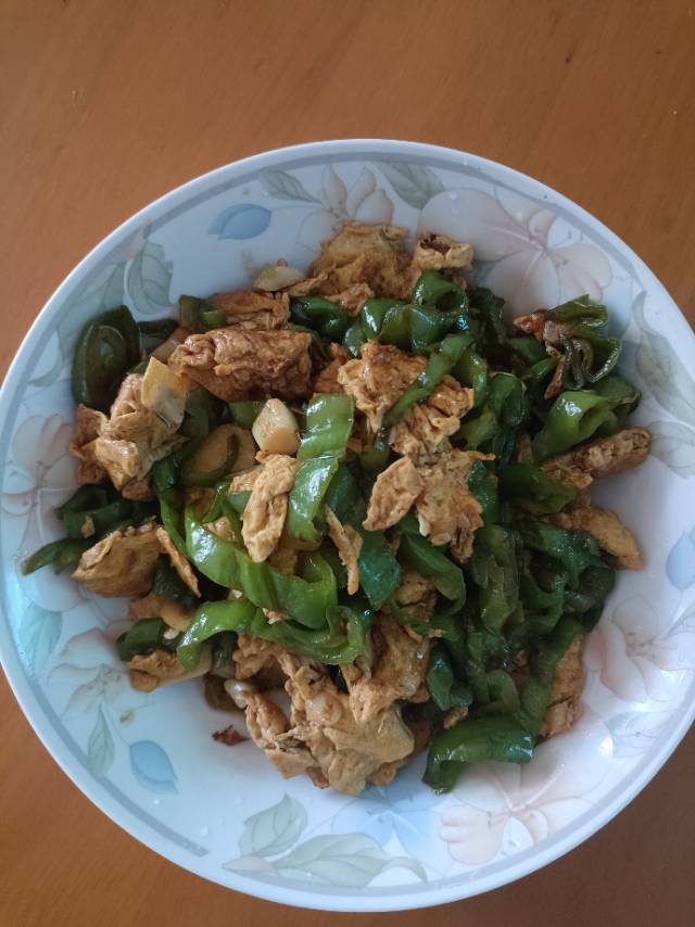青椒炒蛋