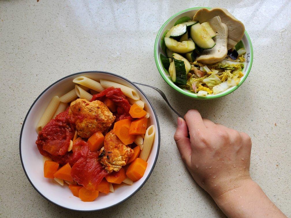 【健康三餐】番茄酱鸡肉丸子