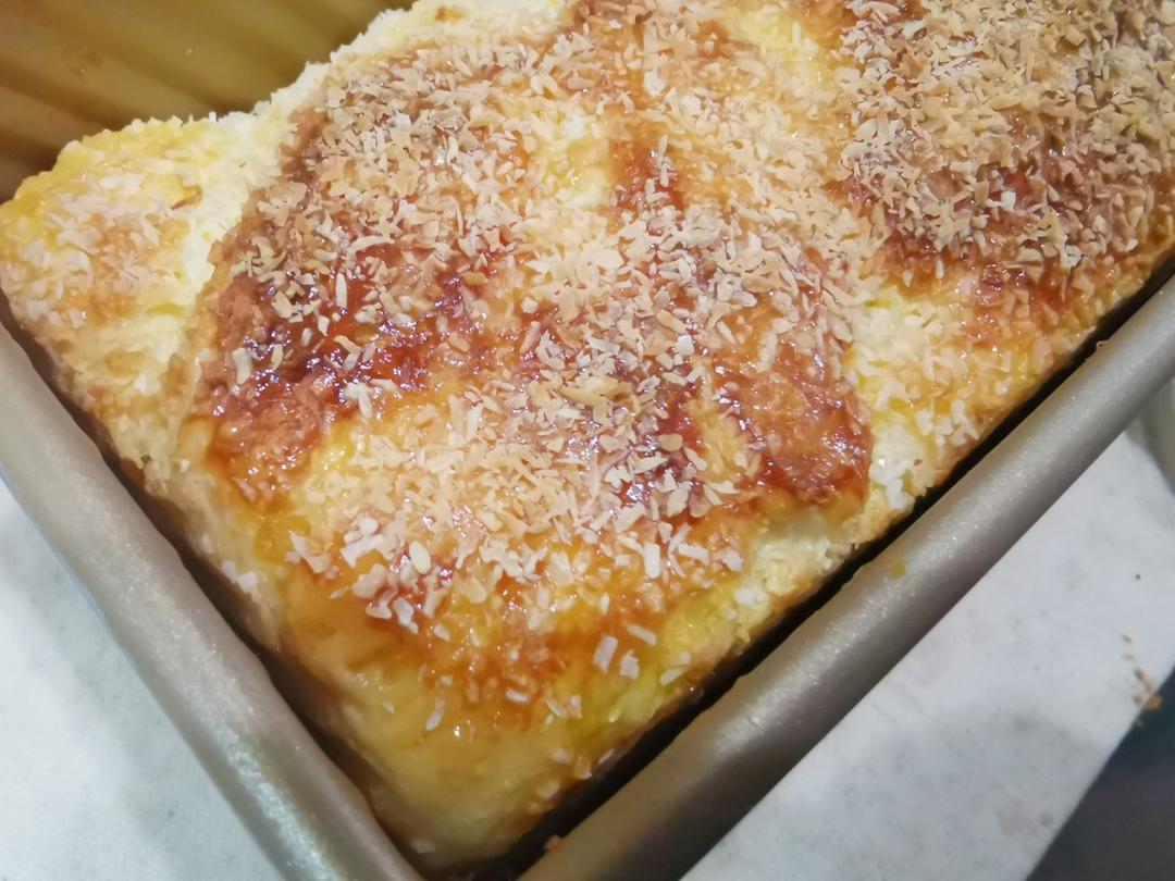 椰蓉吐司面包 Coconut Loaf