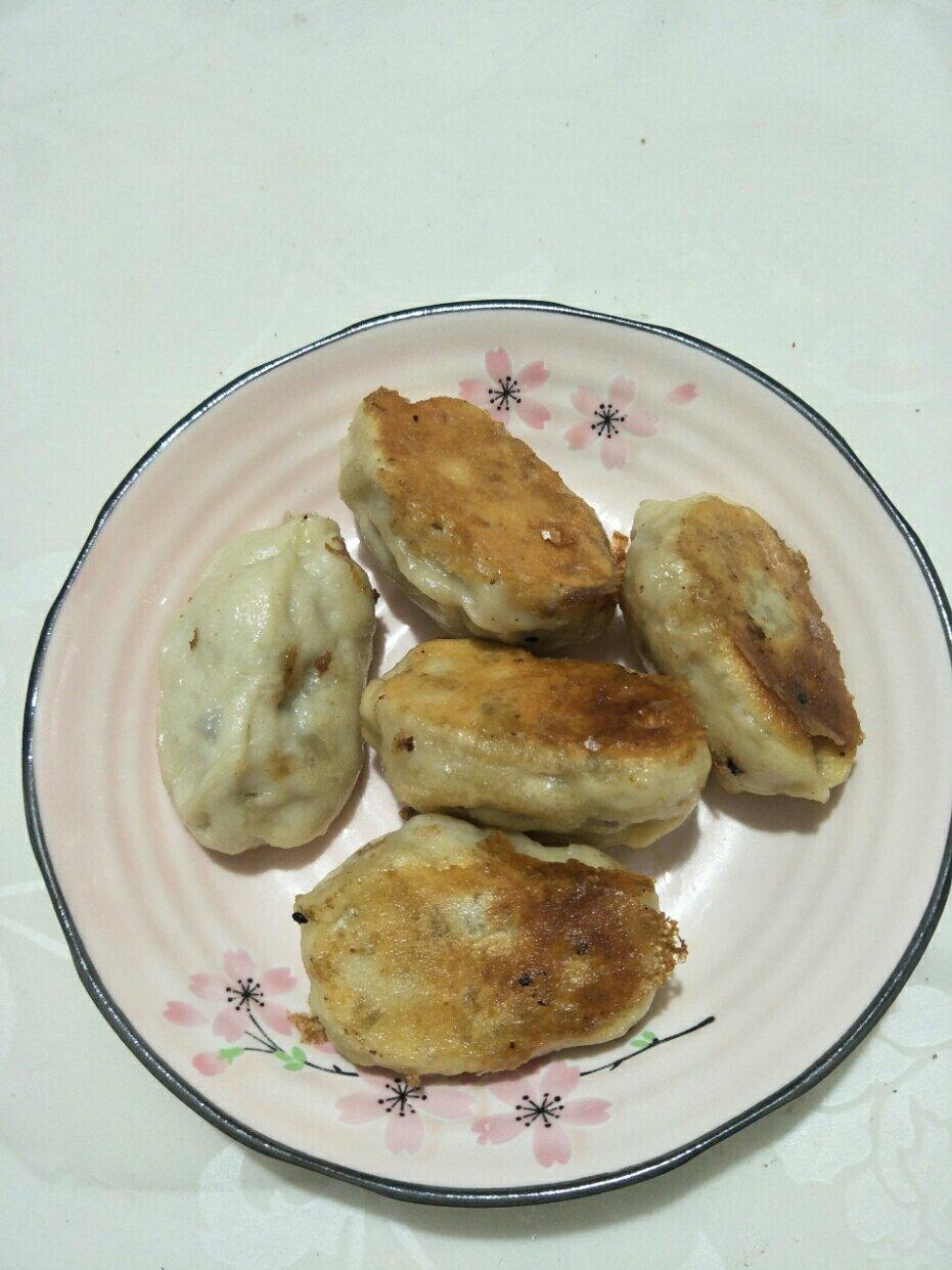 牛肉粉条馅水煎包