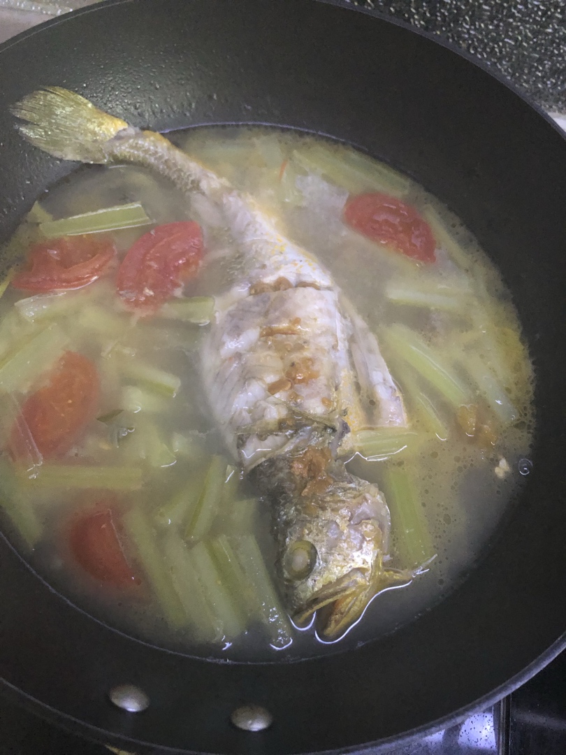 咸梅（蒸）煮鱼