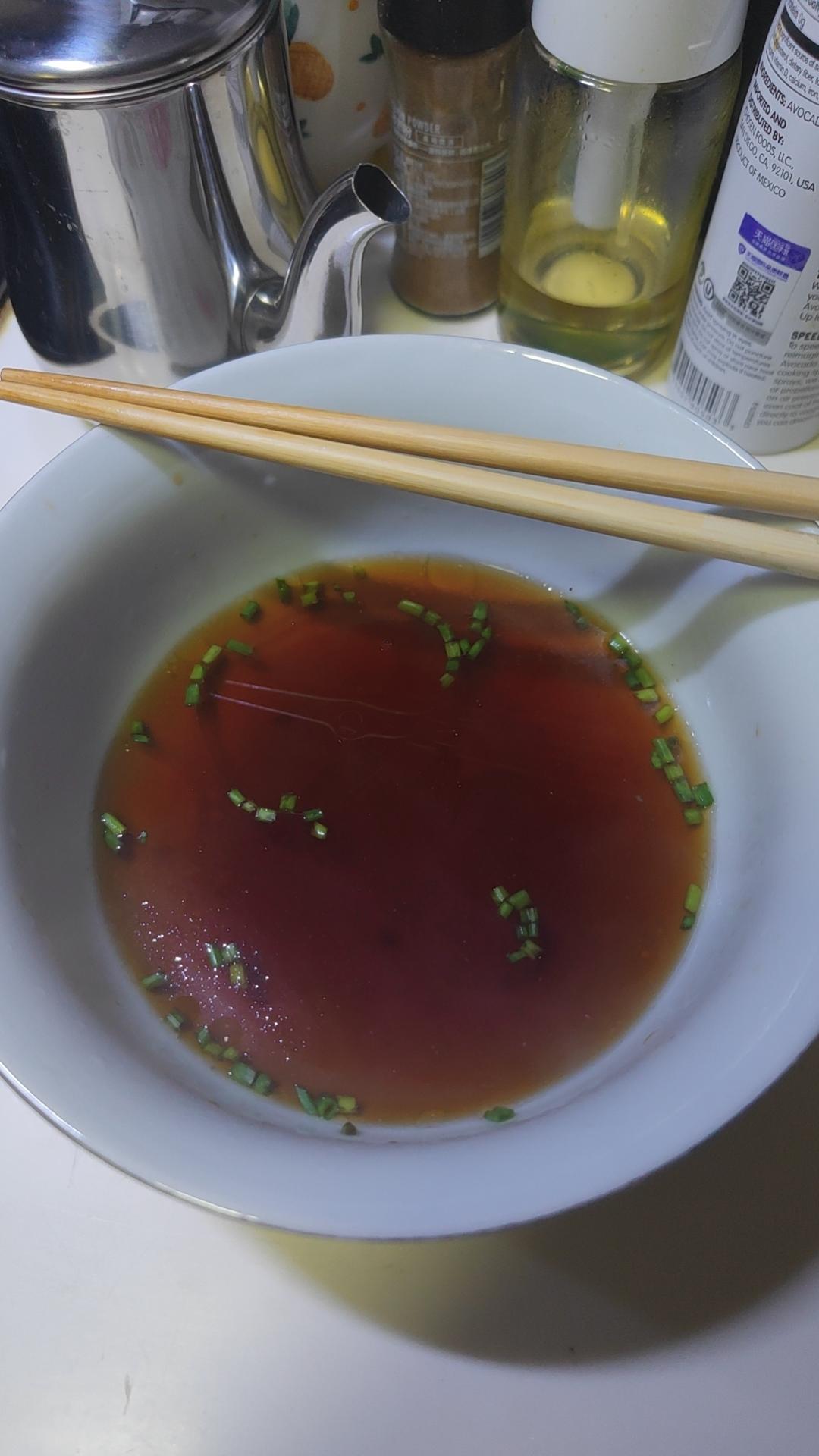 一碗简单朴素却有灵魂的阳春面