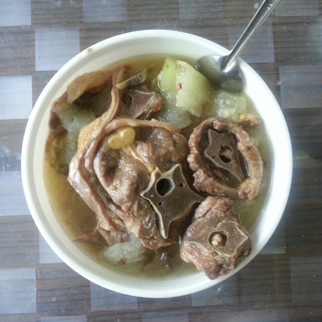 清炖羊肉汤