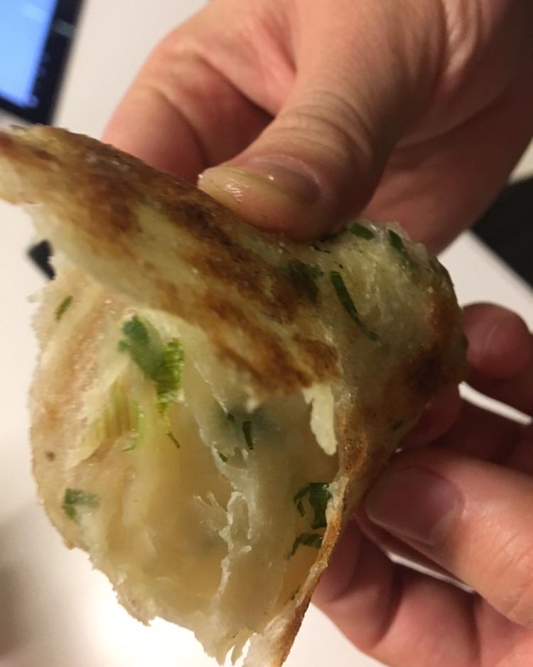 葱油饼（附外酥里嫩的技巧）