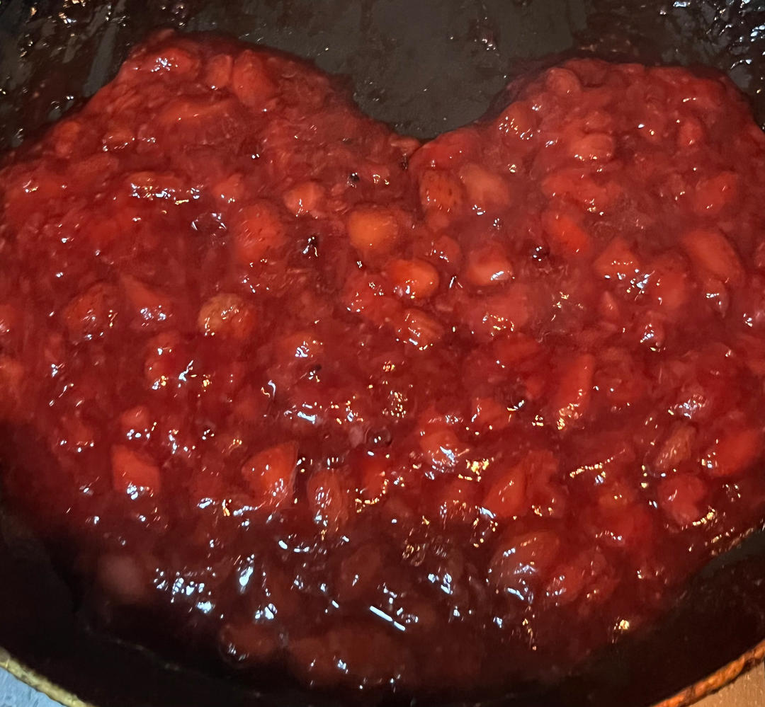 自制草莓酱（孩子爱吃的不得了）