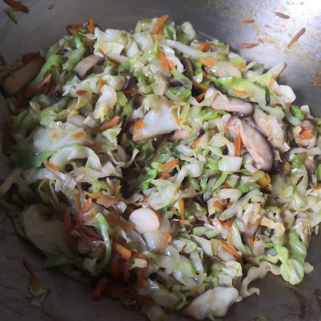 大厨教你“包菜炒粉条”不粘锅好吃的做法