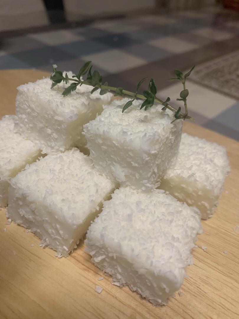 完胜85‘C的牛奶椰蓉小方