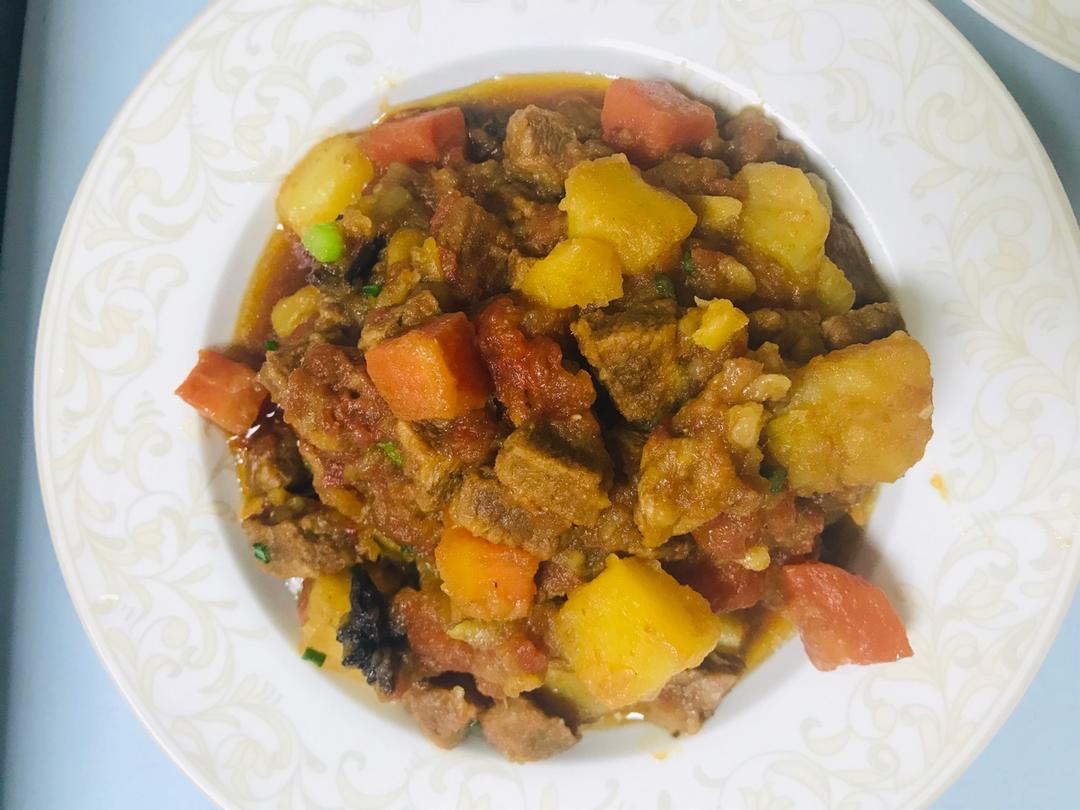 番茄土豆炖牛腩