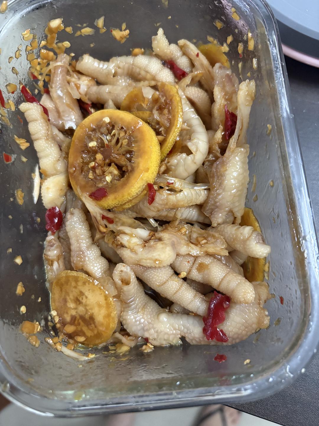 绝对不会后悔的酸辣鸡爪