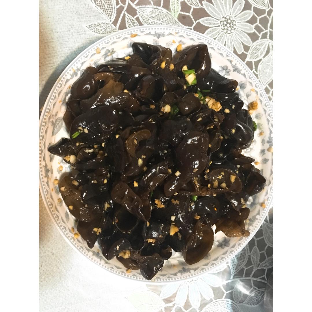 凉拌木耳