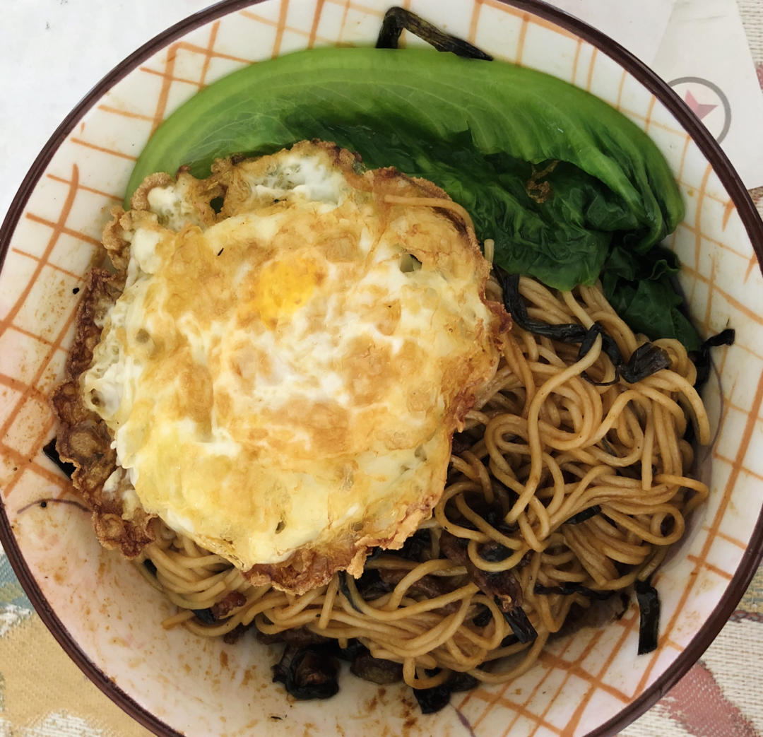 10分钟搞定的一碗葱油拌面