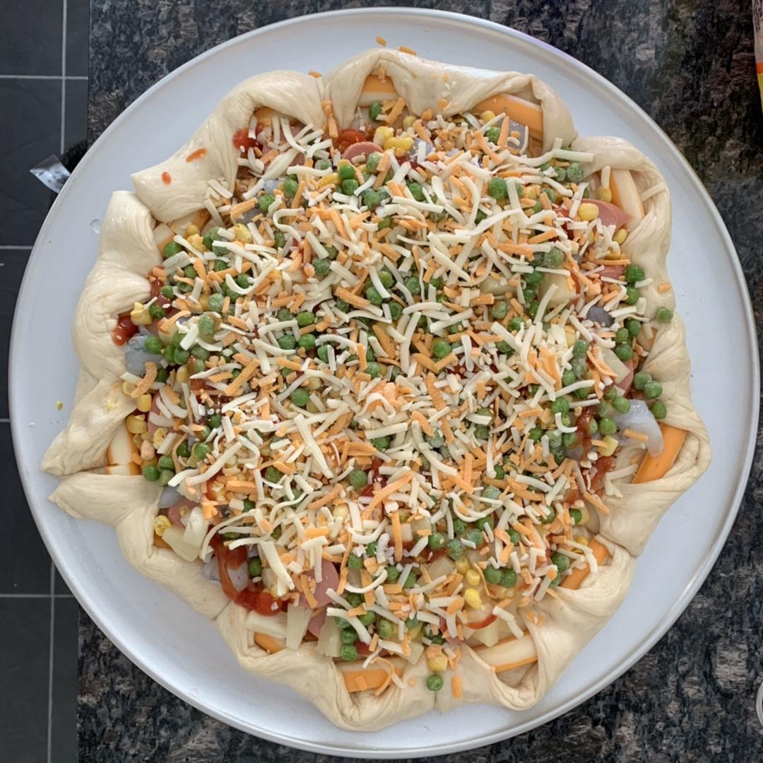 芝心披萨饼底的制作