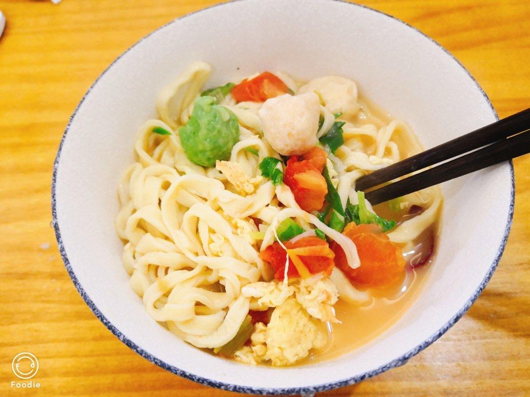 鸡蛋手擀面
