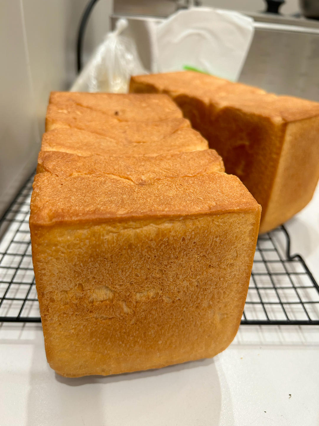 日式生吐司（组织细腻如云朵）