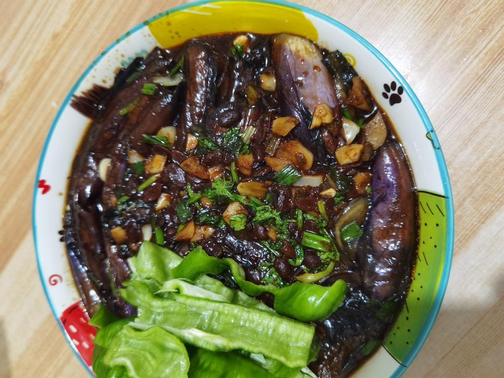 简单粗暴能干掉一盆米饭的酱茄子