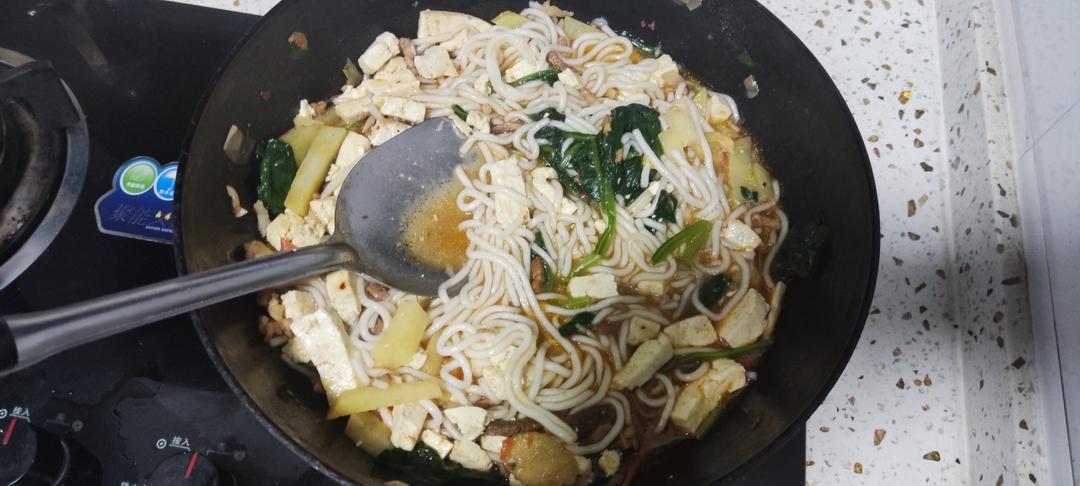 猪肉粉汤
