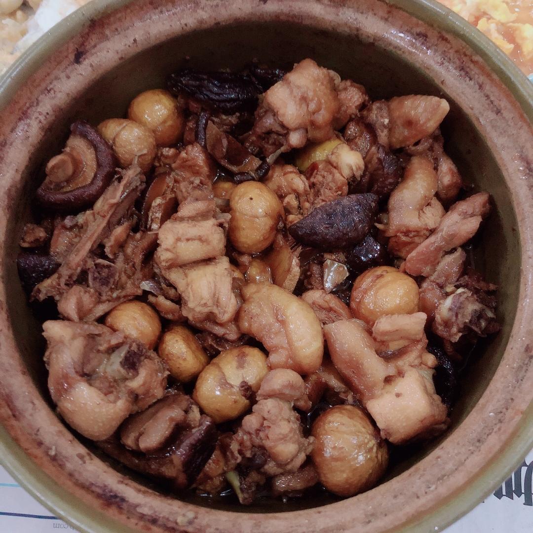 栗子焖鸡￨汁浓味郁、软糯入味