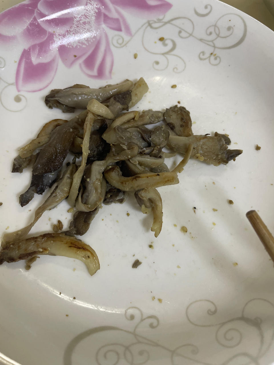 干煸平菇（有肉的味道）