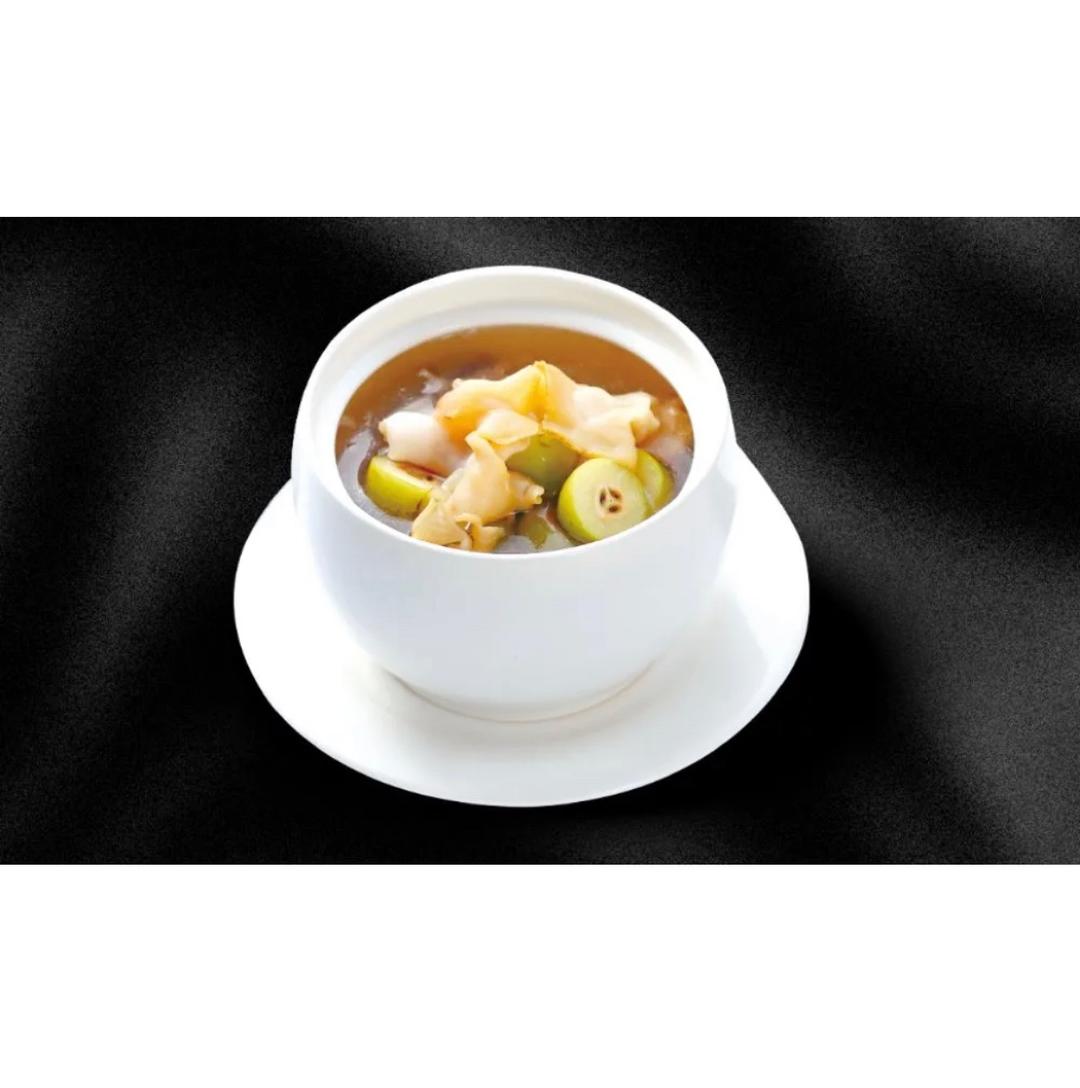 青橄榄炖响螺的做法