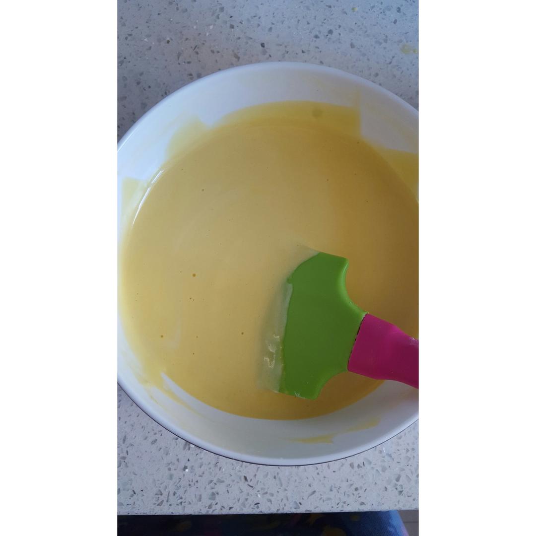 《Tinrry下午茶》教你做基础原味蛋糕卷