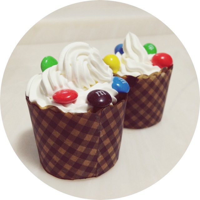 古典巧克力cupcake配马斯卡彭奶油霜
