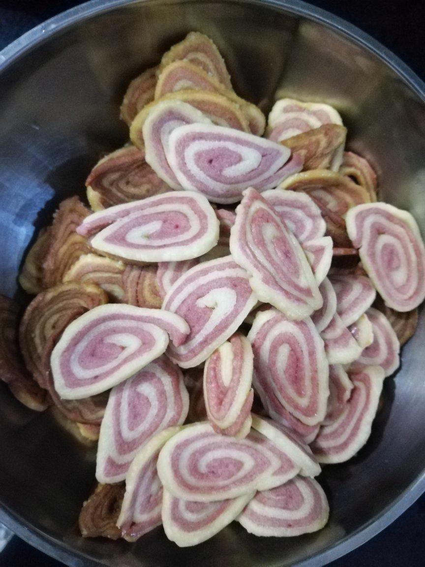 “猫耳朵”零食🥰咸、甜两种口味