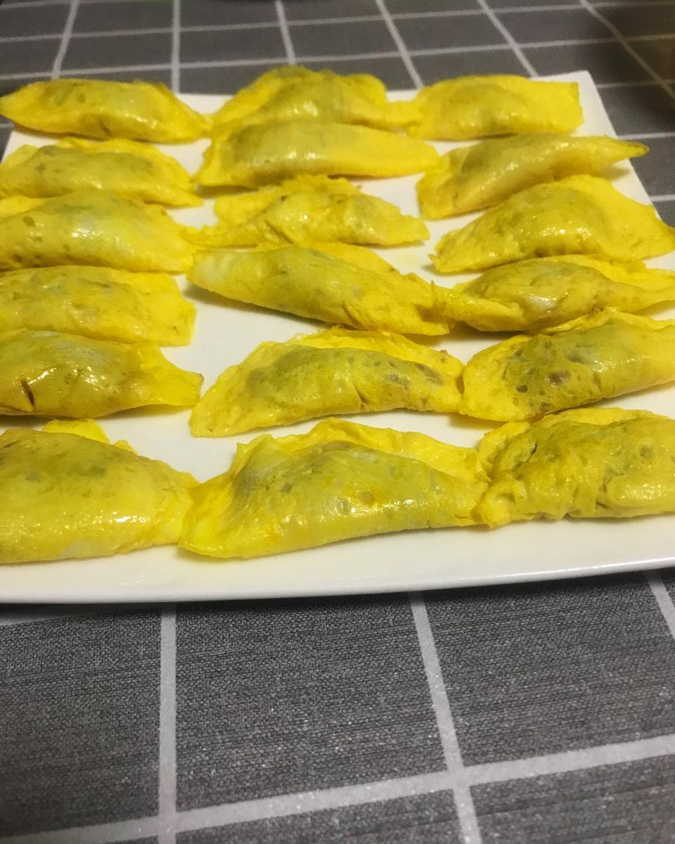 只需一个勺2步就能轻松搞定的蛋饺