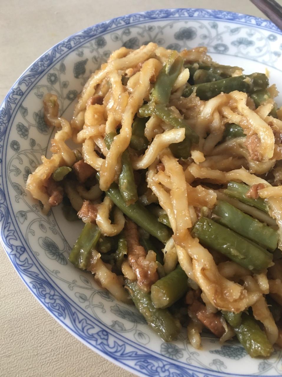 豆角焖面