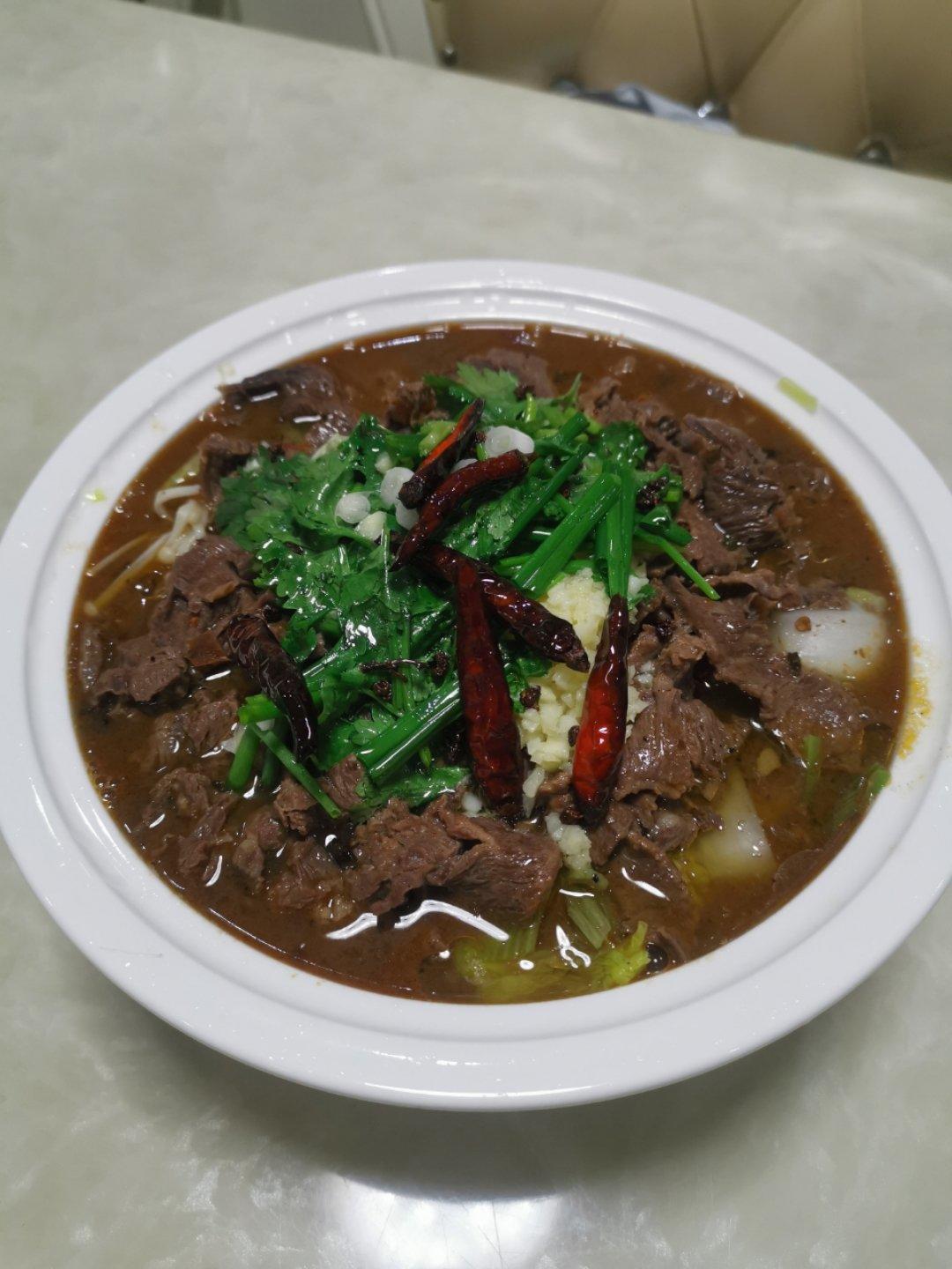 水煮牛肉