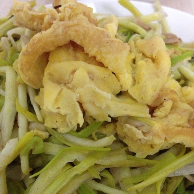 蒜苗炒鸡蛋