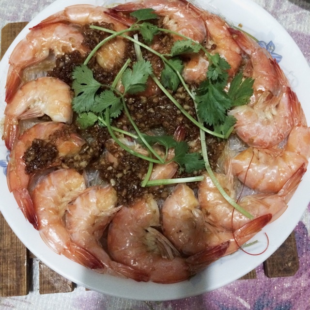 蒜蓉粉丝蒸大虾