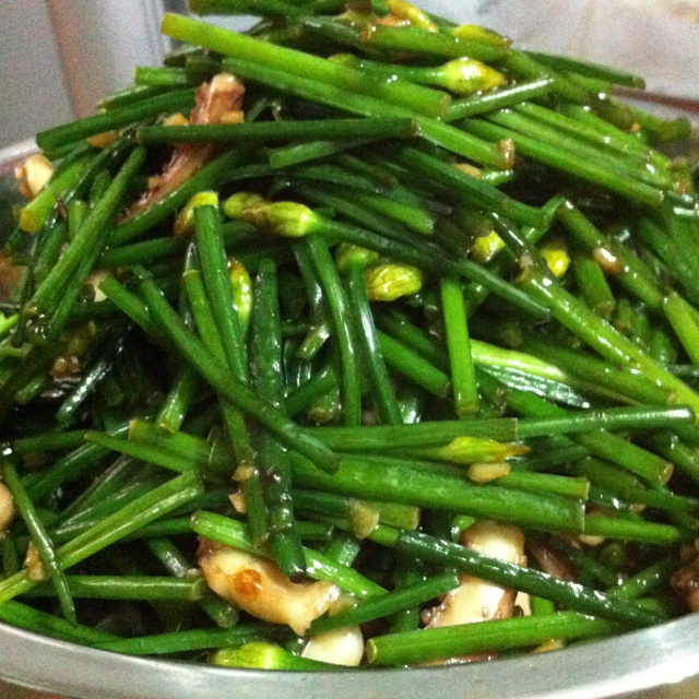 韭菜花小炒肉
